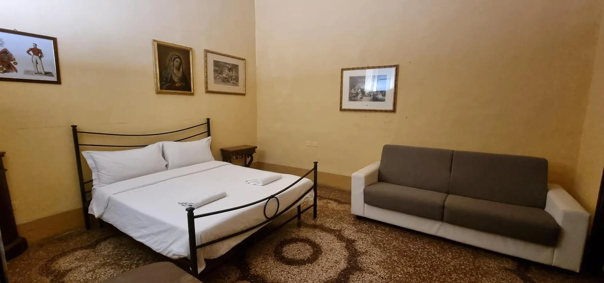 Palazzo Bargellini Panzacchi Apartments & Via De' Pepoli Apartments Bologna 0*,
