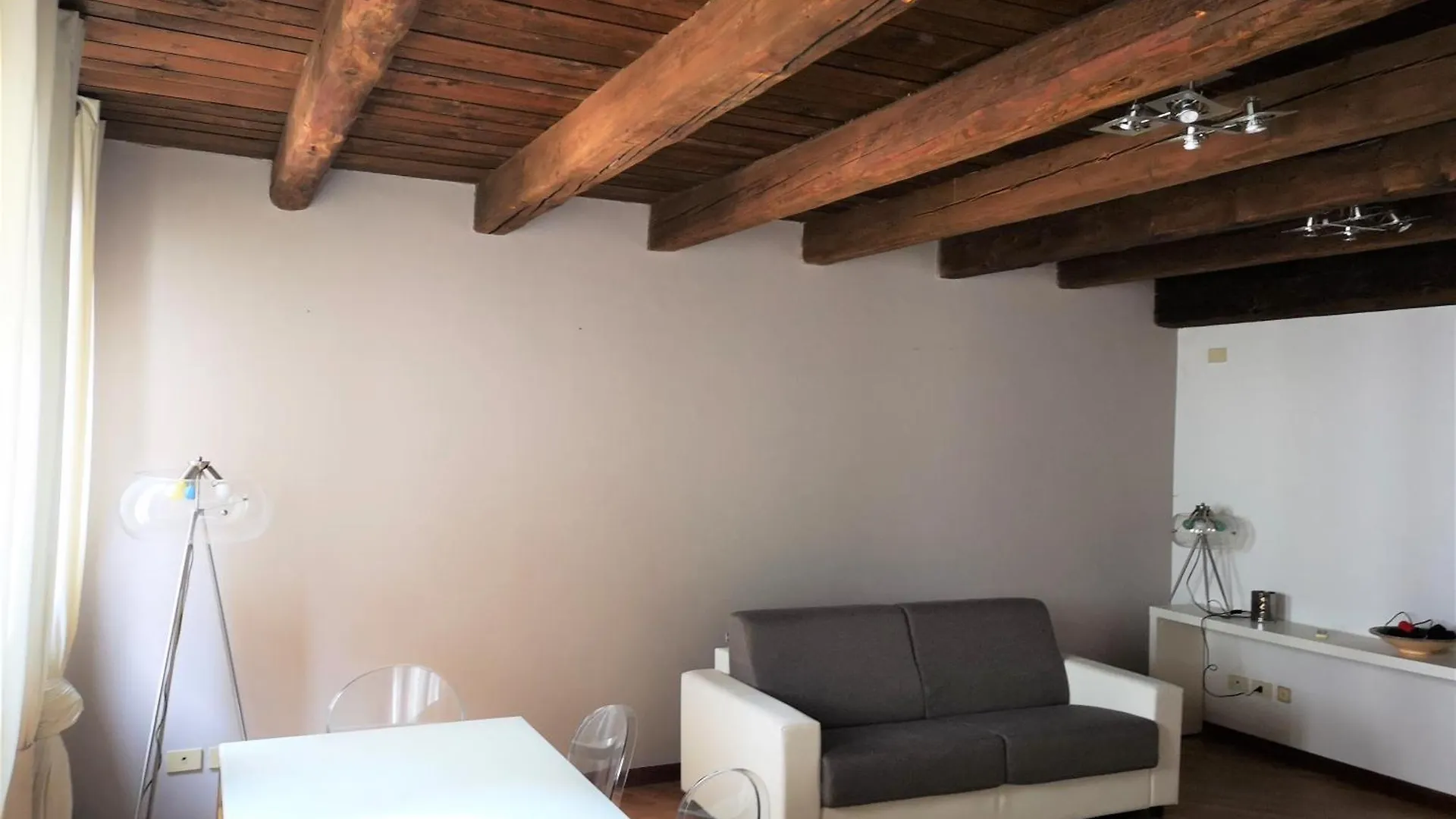 Palazzo Bargellini Panzacchi Apartments & Via De\' Pepoli Apartments location