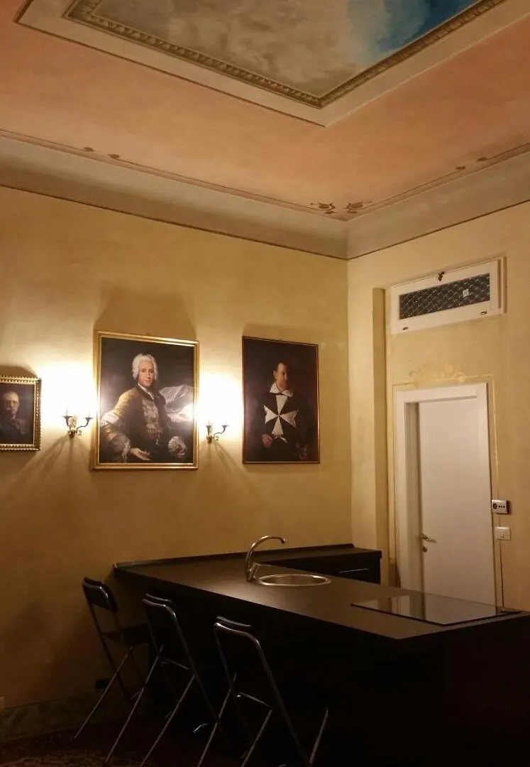 Palazzo Bargellini Panzacchi Apartments & Via De' Pepoli Apartments Bologna Italy